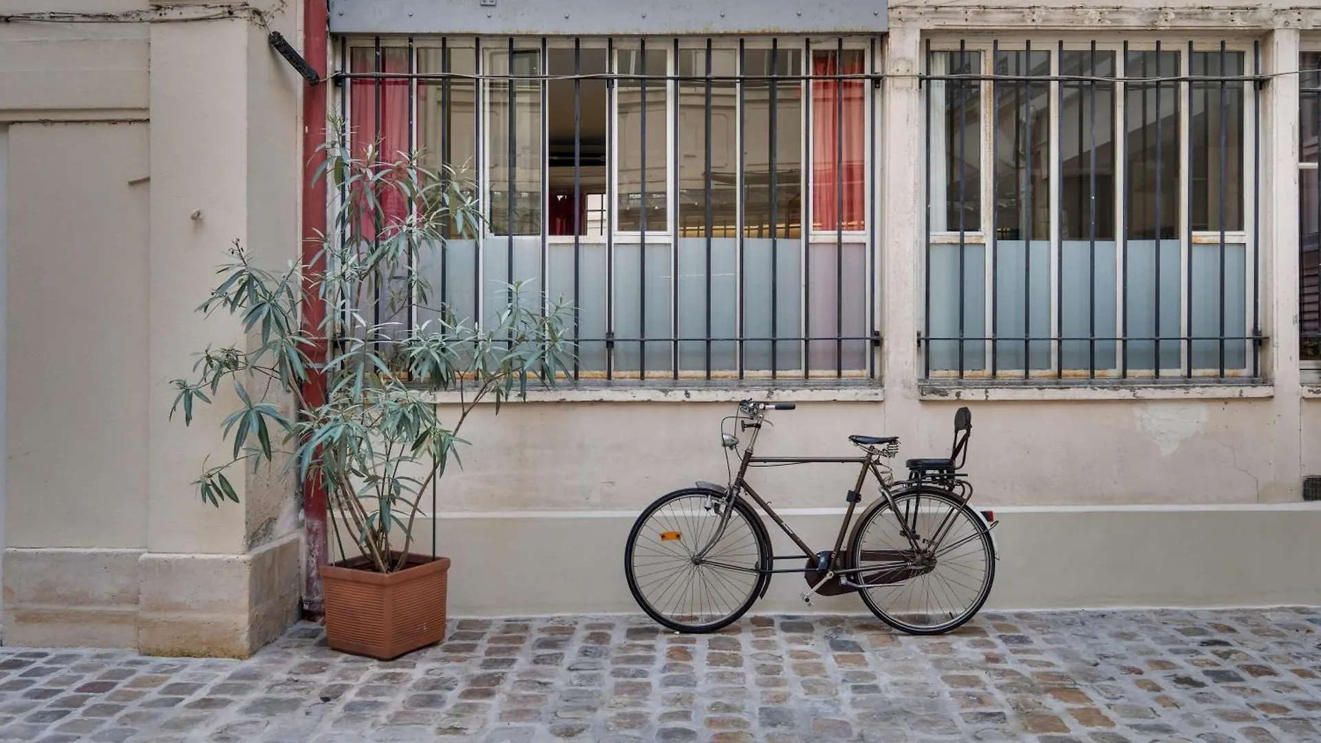 Marais - Appartement Parisien Pour 5 Personnes